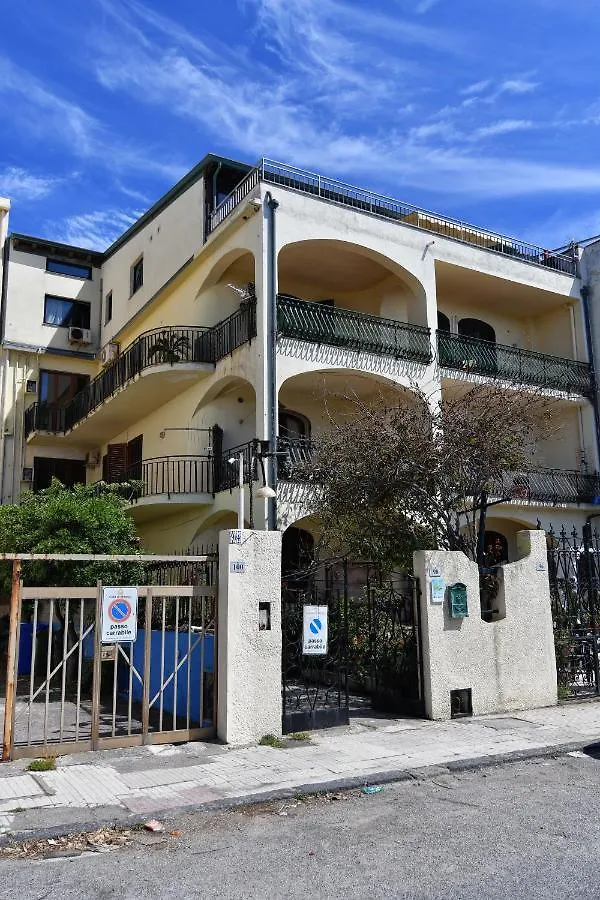 Hotel Civico 98 Milazzo